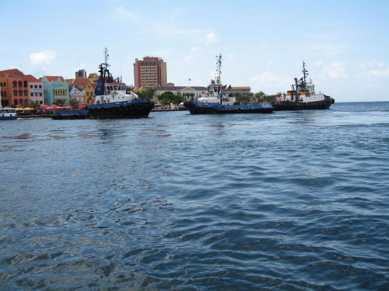 Dance of the tugboats